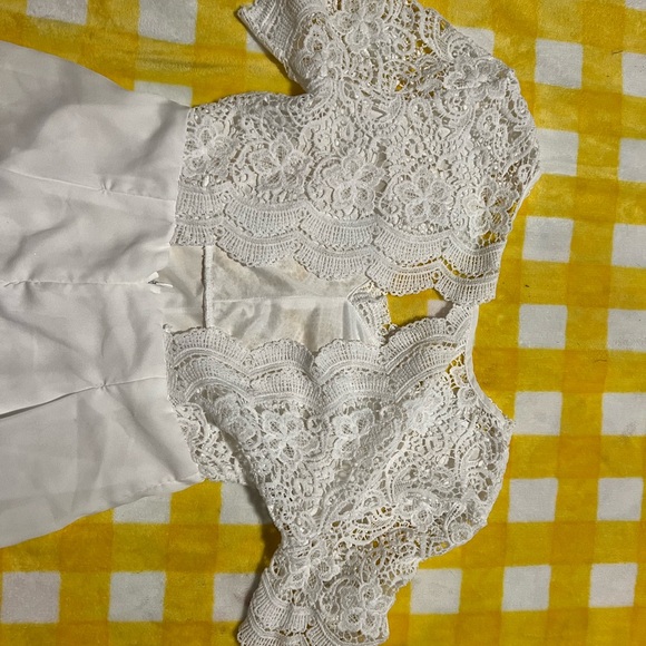 White romper - Picture 8 of 8